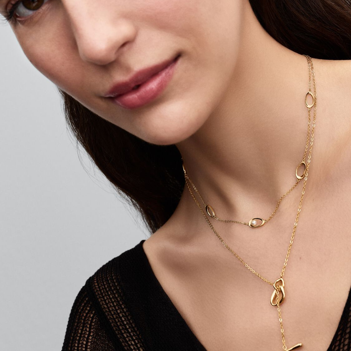 Pandora Essence Organisk formet oval og perle halskjede