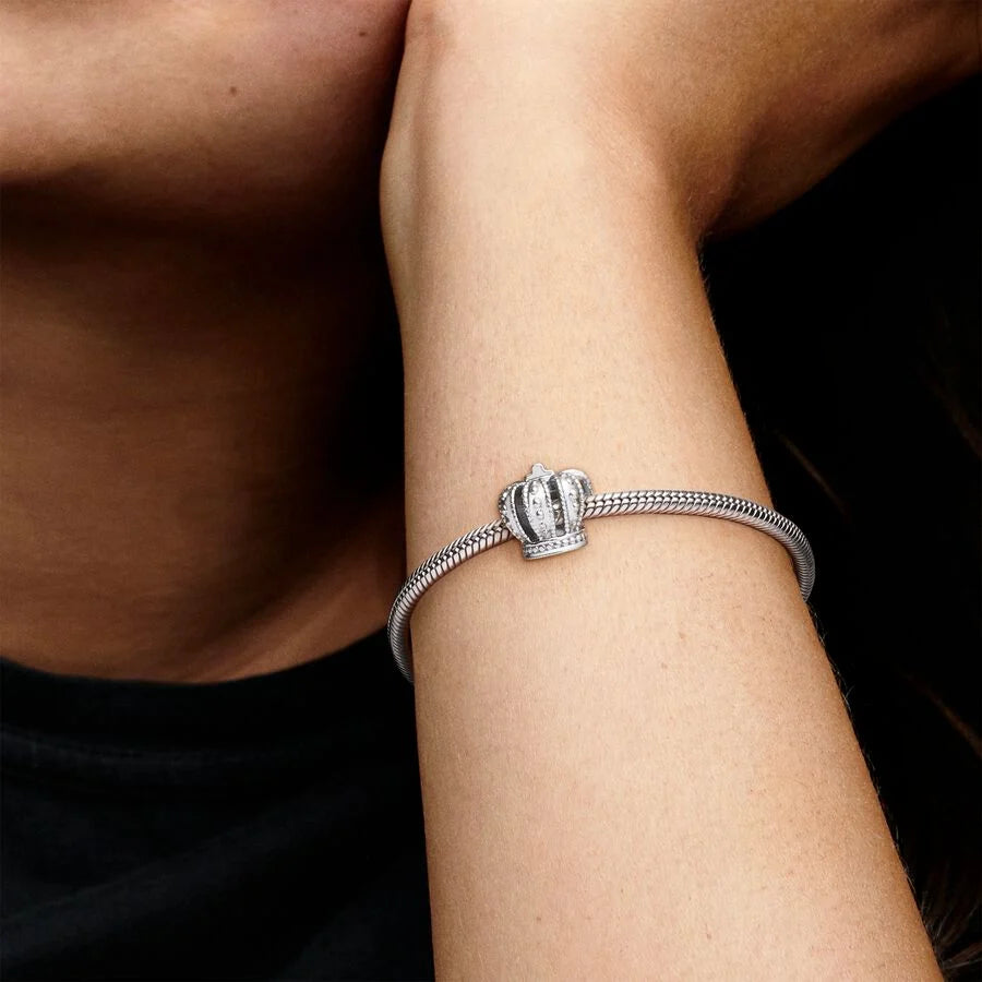 Pandora krone charm
