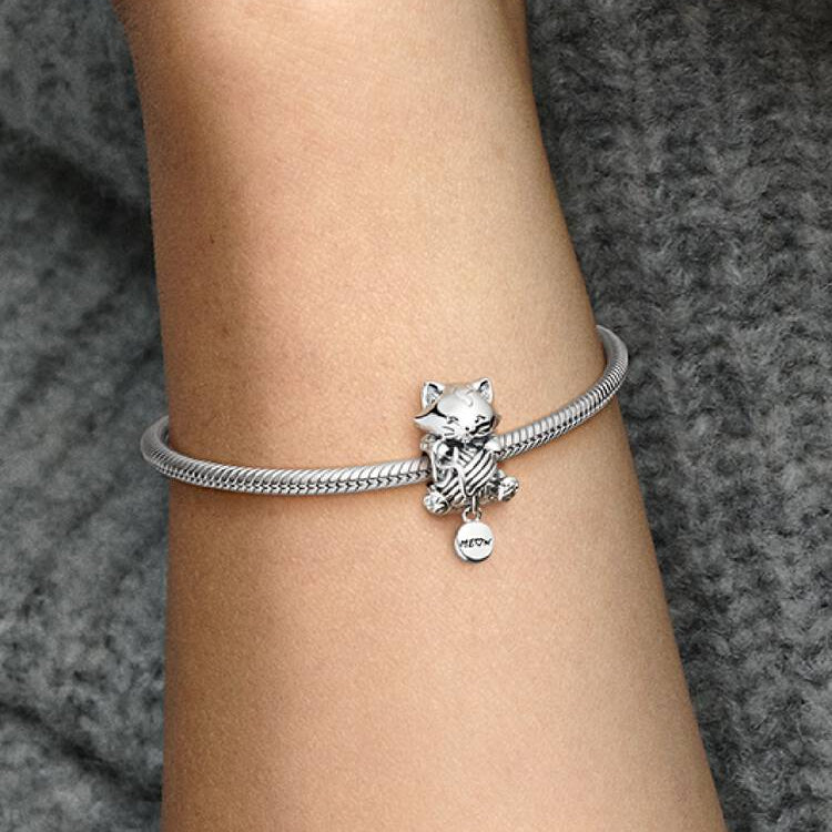Pandora Kattunge og garnnøste charm