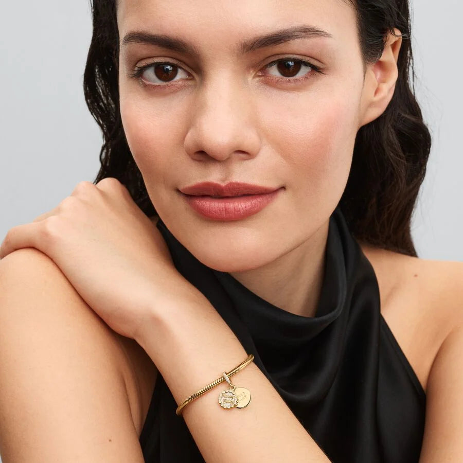 Pandora fødselsdagskake charm