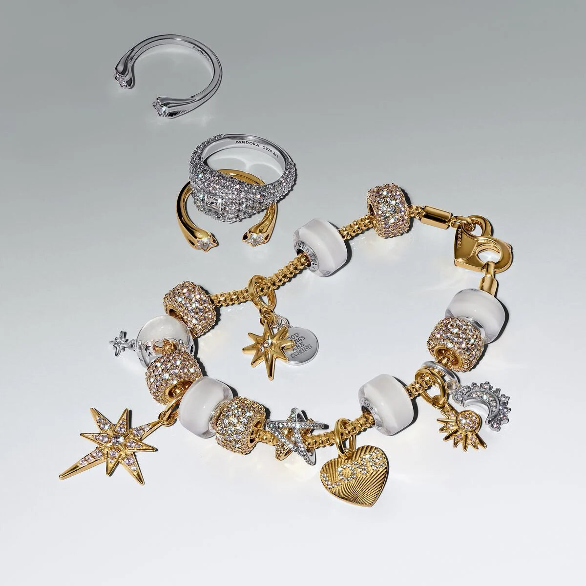 Pandora delbar sol og måne charm