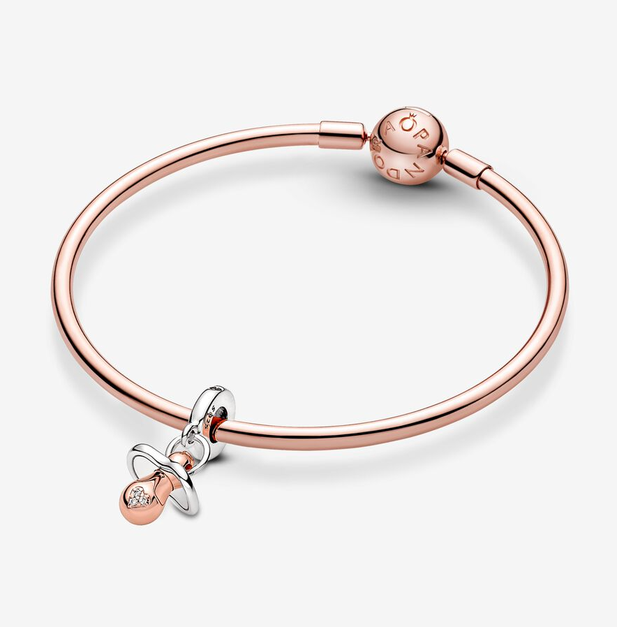 Pandora smokk charm