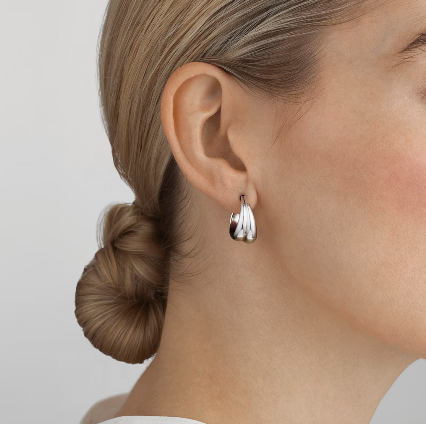 Georg Jensen Curve øreringer, medium