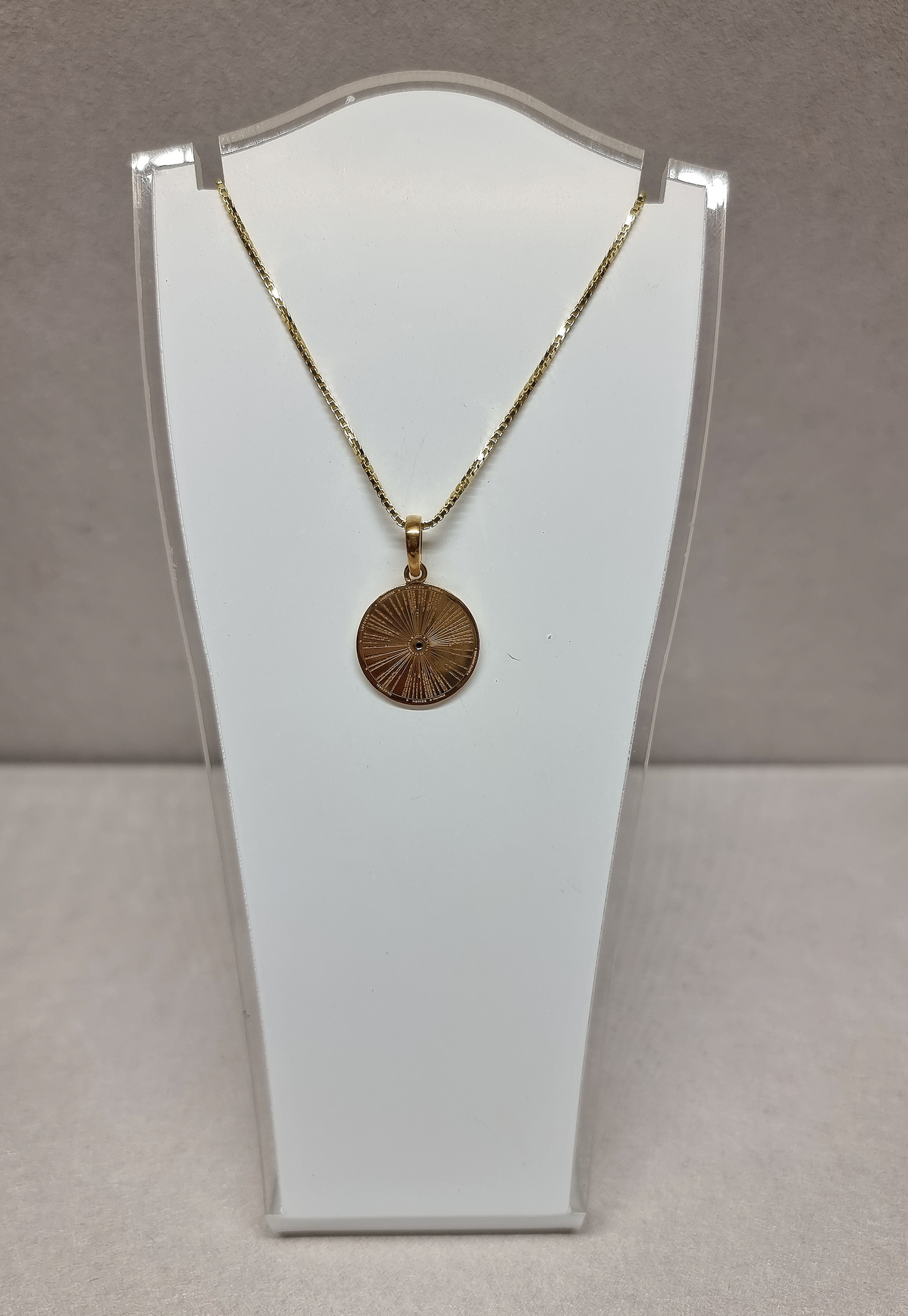 Keiservarden smykke forgylt inkl. kjede