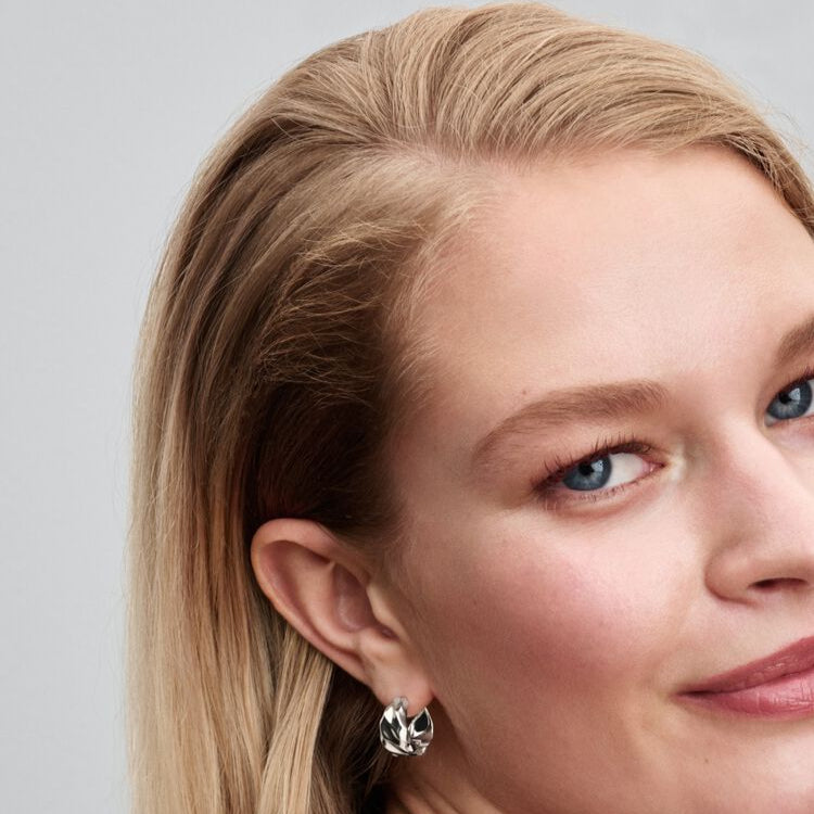Pandora Essence hoop øreringer med bølger