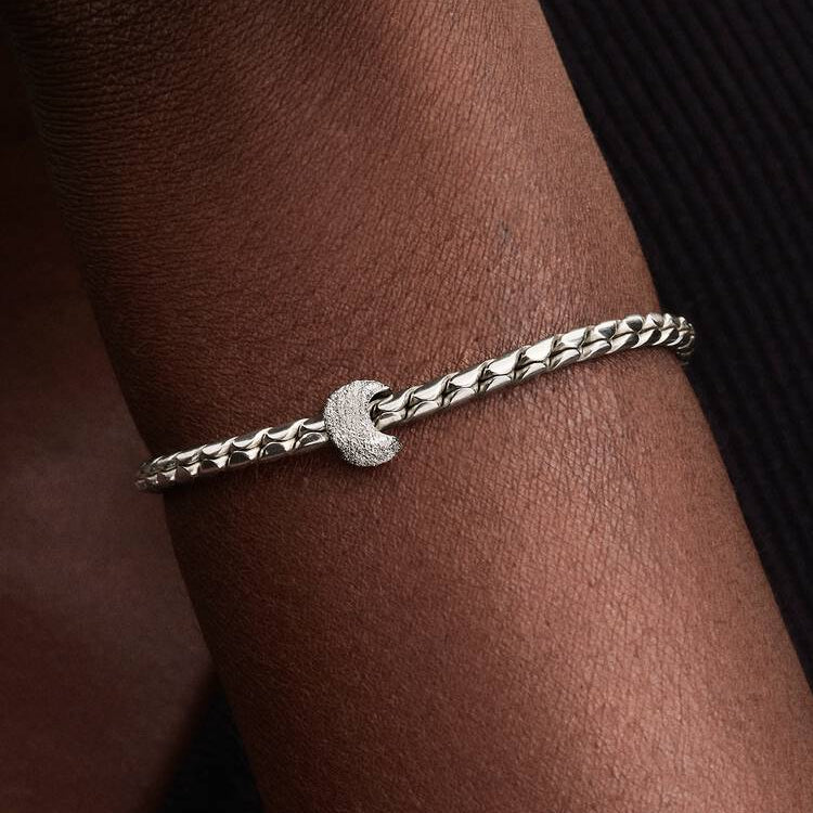 Pandora Strukturert måne minicharm