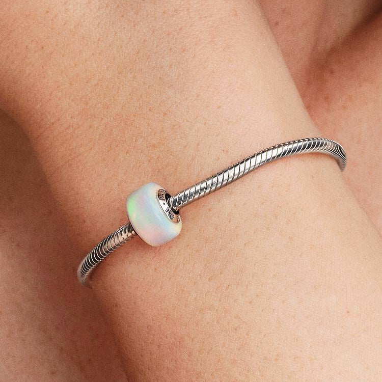 Pandora Opaliserende charm
