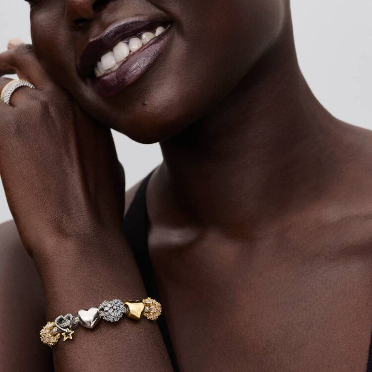 Pandora Funklende hjerte charm