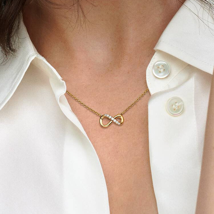 Pandora Funklende evighet collierhalskjede