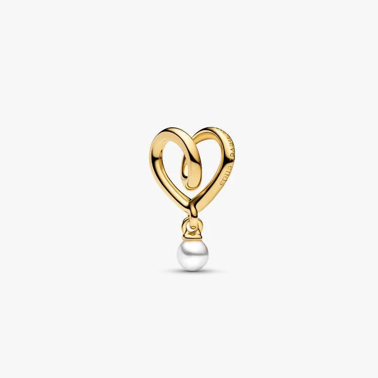 Pandora Omfavnet hjerte charm