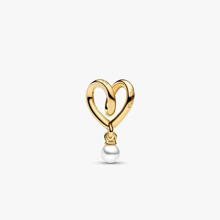 Pandora Omfavnet hjerte charm