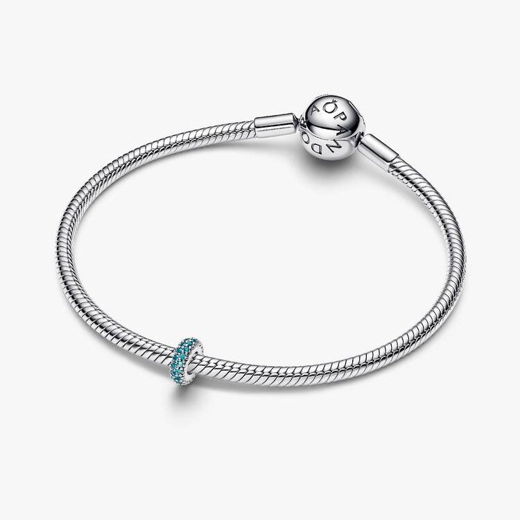 Pandora Mellomledd charm, isblå