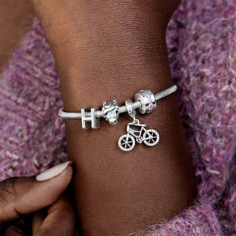 Pandora Funklende rad klemmecharm, rosa