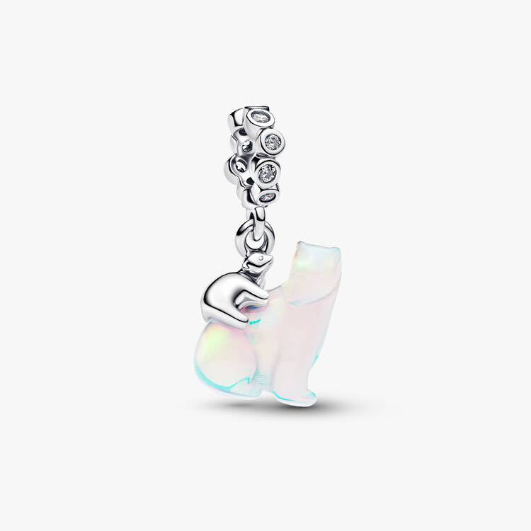 Pandora Isbjørnmor og unge charm