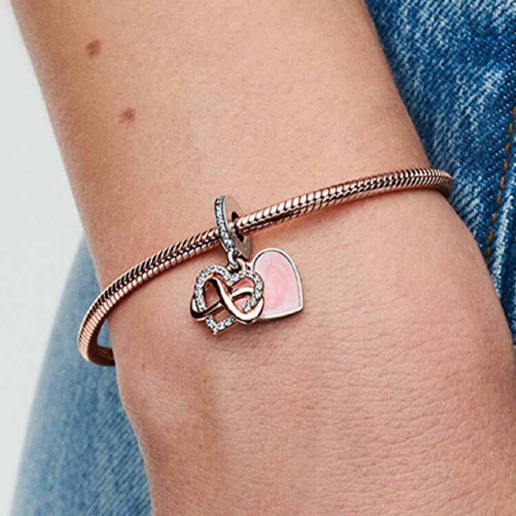 Pandora Funklende evighetshjerte hengende charm