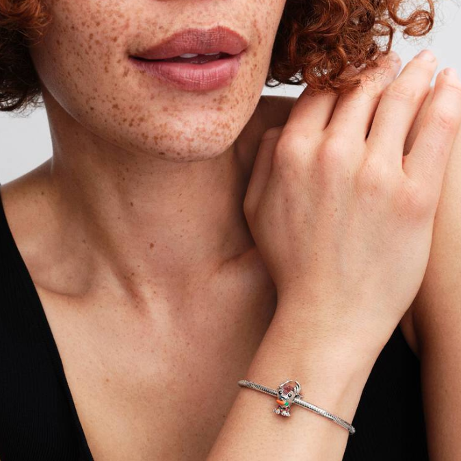 Pandora Disney Frost Sven charm