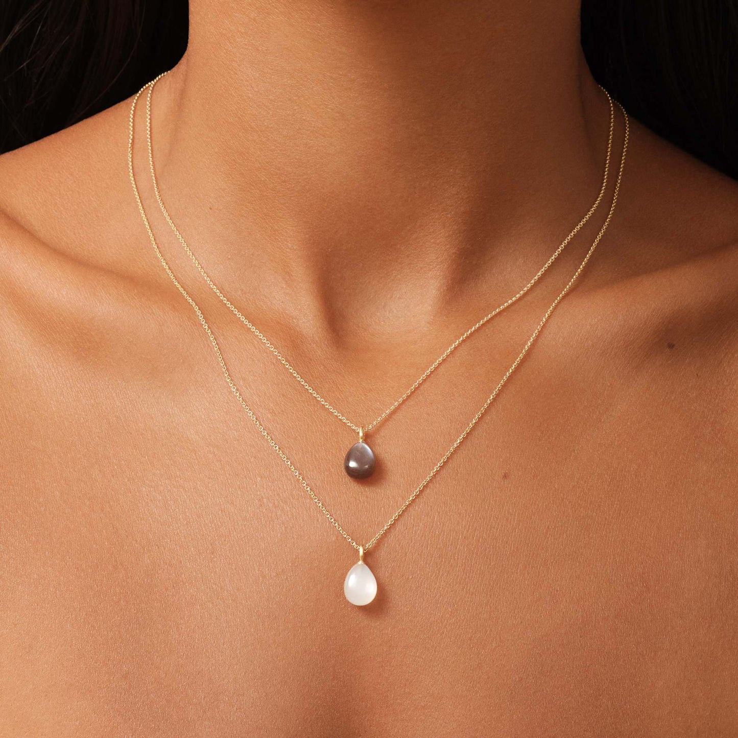 Julie Sandlau "Elina" anheng, Chocolate Moonstone