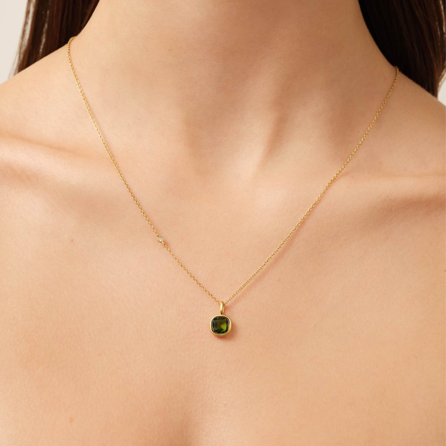 Julie Sandlau "Olivia" anheng, Olive green